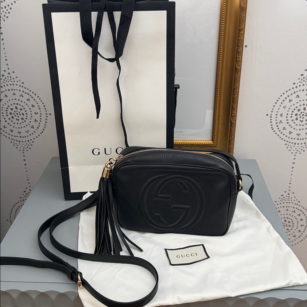 Gucci Soho Disco Black Leather Crossbody Bag With Tassel - Picture 2 of 16